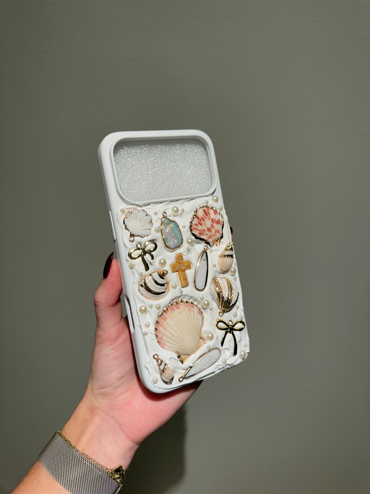 Hope Sgro's Beachy Case